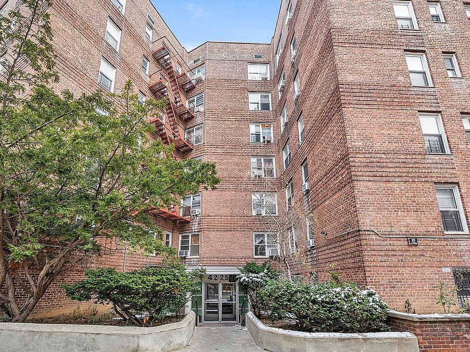 1st image of 4225 80th St APT 3D