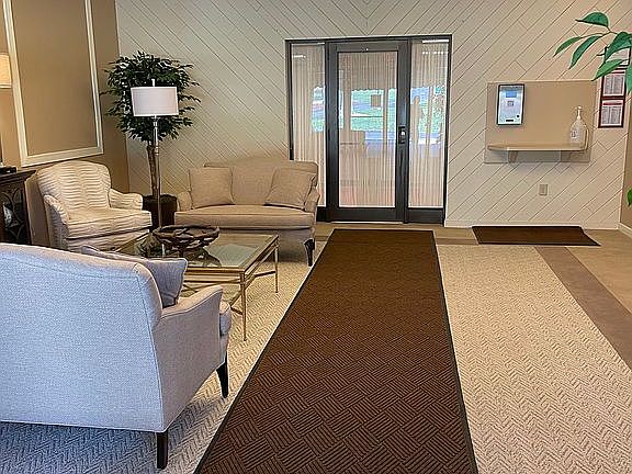 Lobby (with security entry)