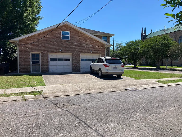 3025 Jefferson Ave — Photo 7