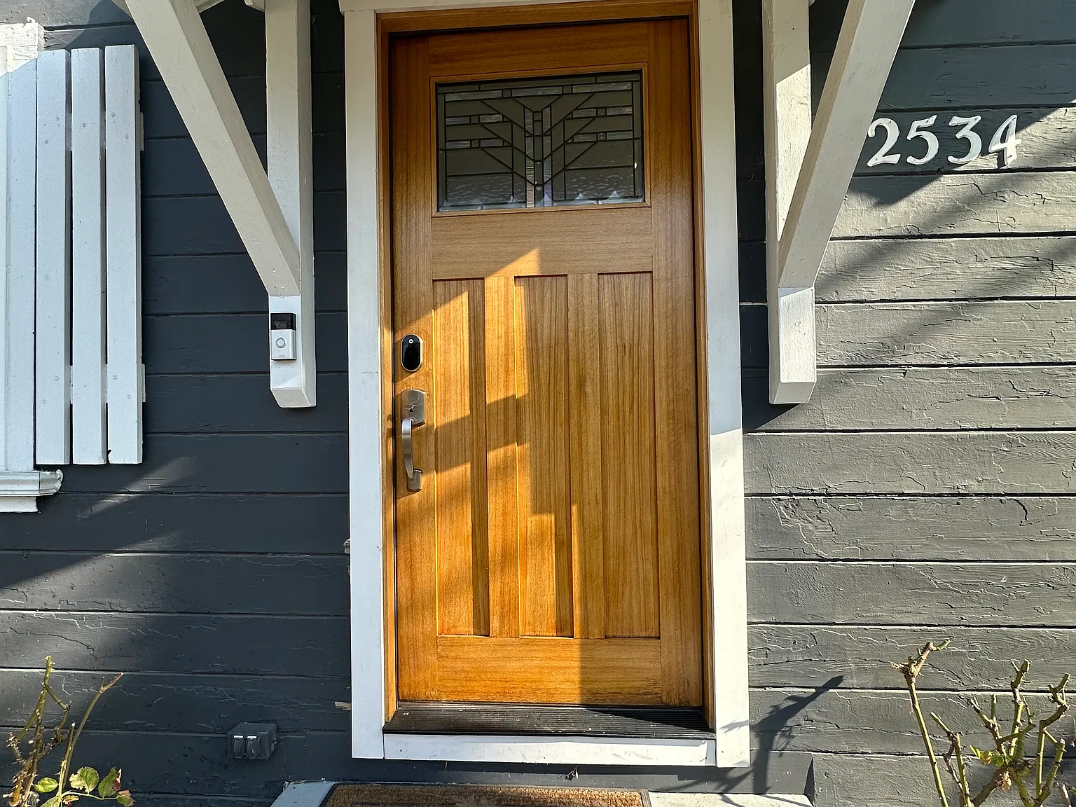 C Street, La Verne — Photo 3