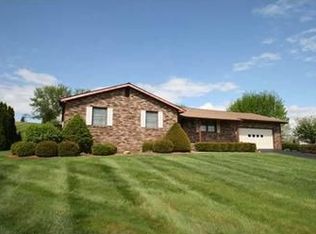 605 Cameron Rd, New Castle, PA 16101