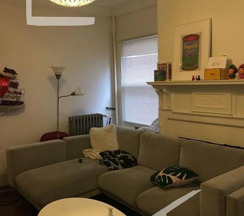 1st image of 464 Park Dr #12