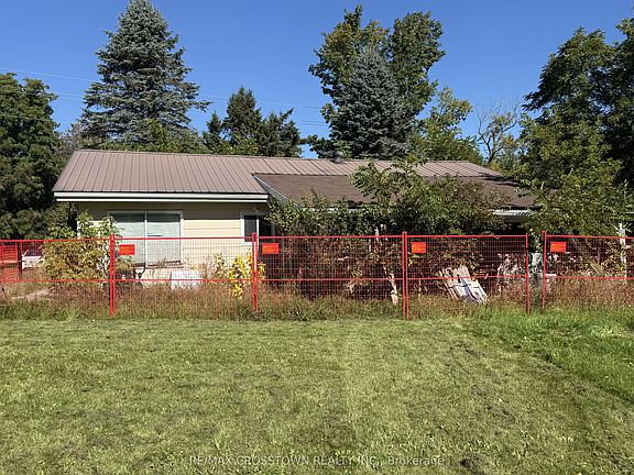 3rd image of 6137 Vasey Rd