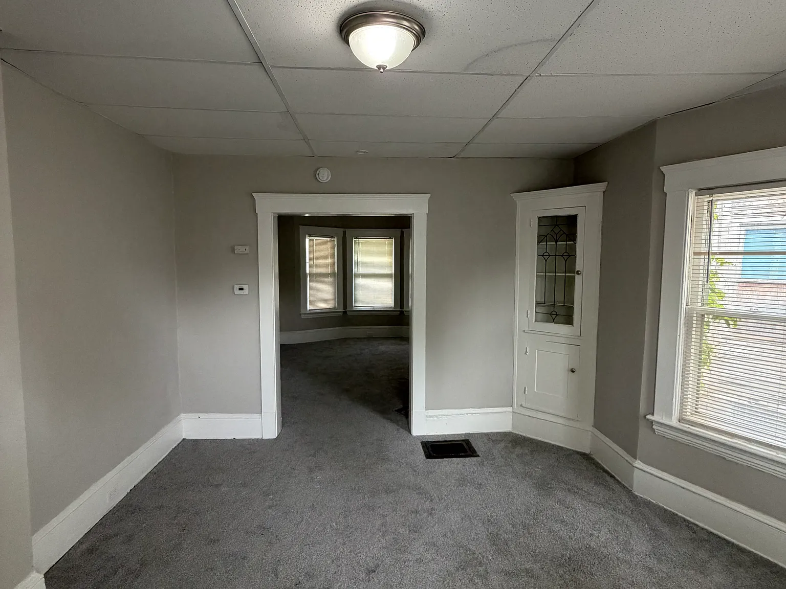 4 bed, 2120 sqft, $1,300 — Photo 3