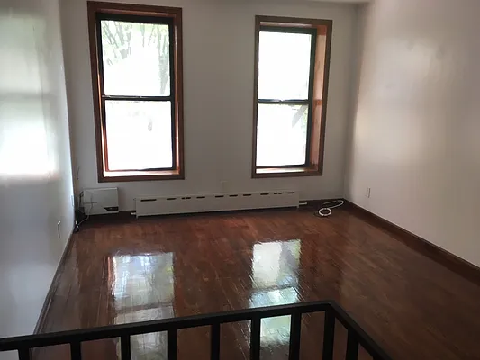Rented by Aegis Realty Management Corp | media 4