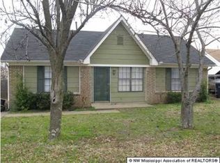 10204 Yates Dr, Olive Branch, MS 38654
