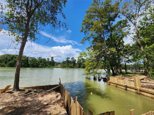 25810 Lakewater Dr, Huffman, TX 77336