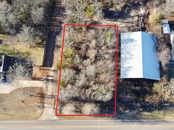 E Henderson St, Bullard, TX 75757