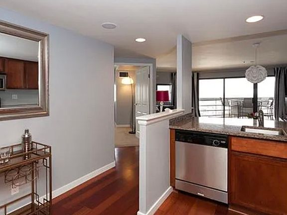 3rd image of 100 Park Ave W Unit A502