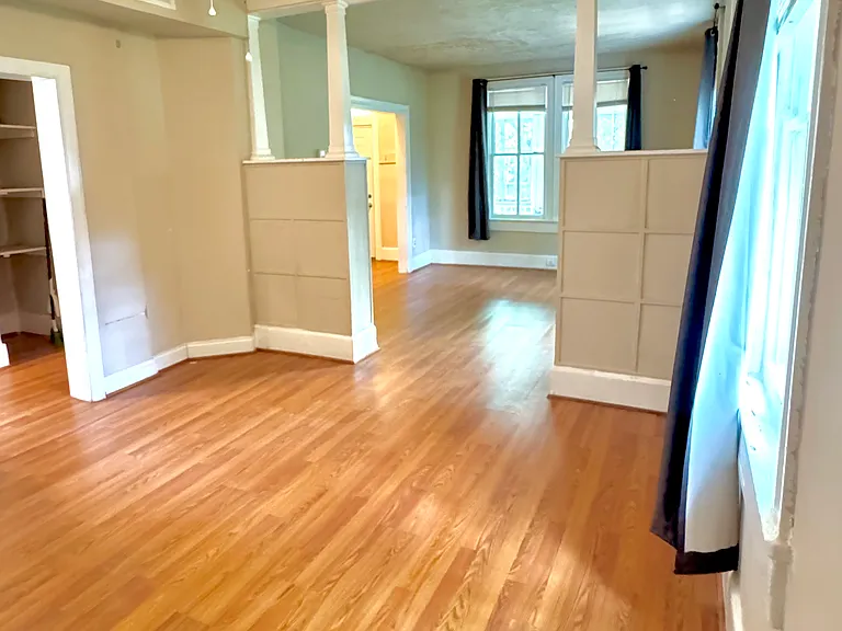 2758 Chain Bridge Rd — Photo 11