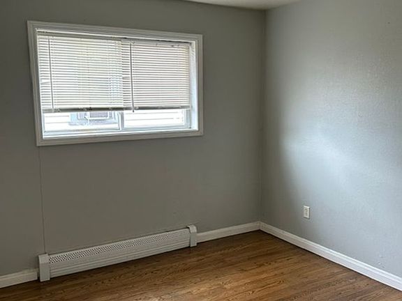 5th image of 1418 W Mitchell St APT 106