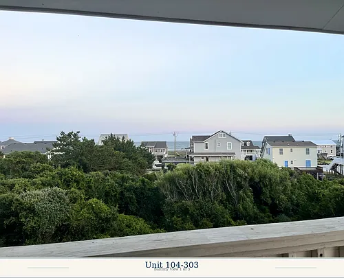 104 Coastal Point Dr Photo 1