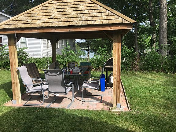 2nd image of 3761 Chapin Dr