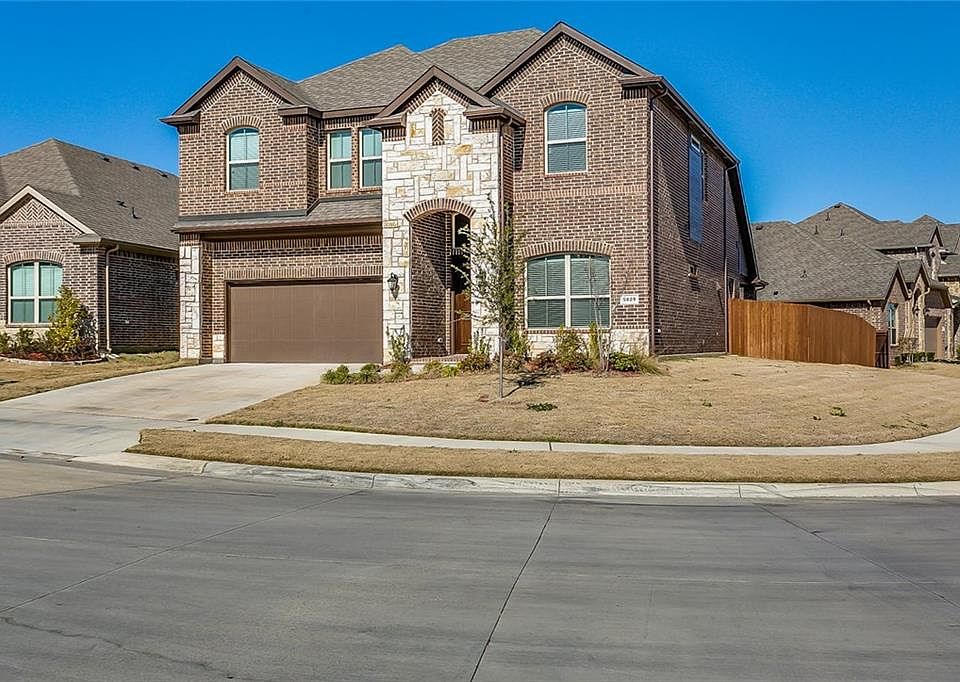 1st image of 5829 Canyon Oaks Ln