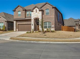 5829 Canyon Oaks Ln, Fort Worth, TX 76137