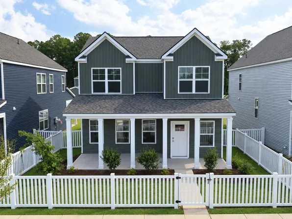 263 Grouper Ln, Summerville, SC 29483