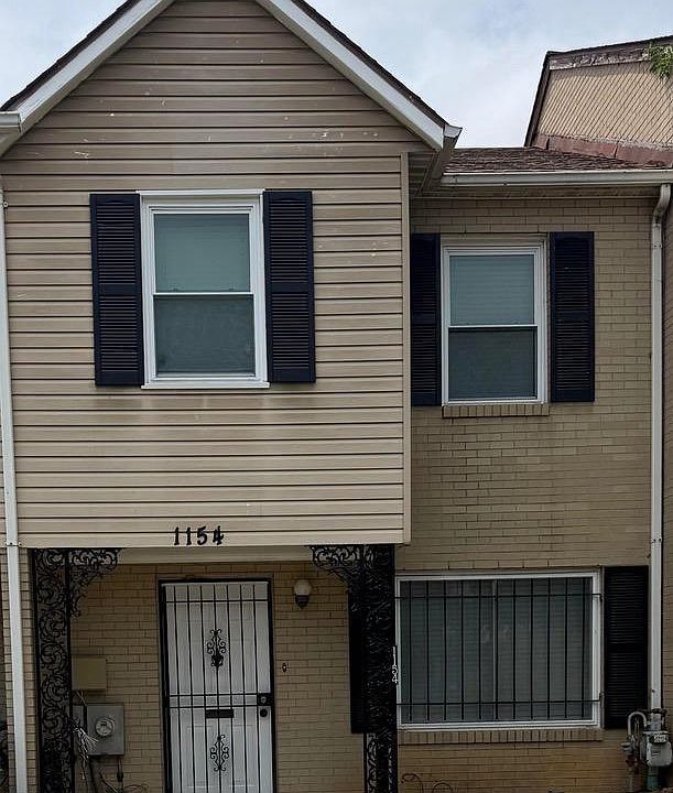 1st image of 1154 1st St NW