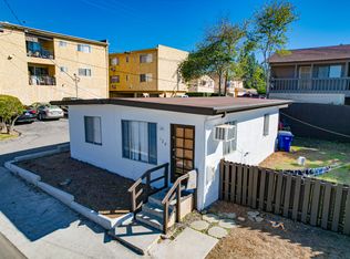 128 W View St, Fallbrook, CA 92028