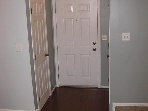 4th image of 415 S Miller Dr