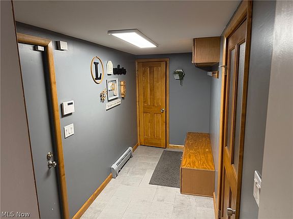 4th image of 1510 Brookview Dr