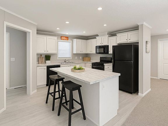 2nd image of 1248 Lucy Ave #111
