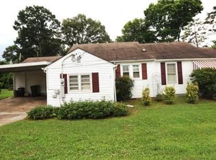 2130 N Park Blvd, Knoxville, TN 37917