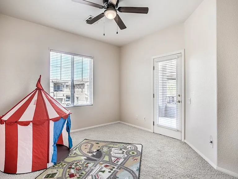 10517 Howling Coyote Ave — Photo 23