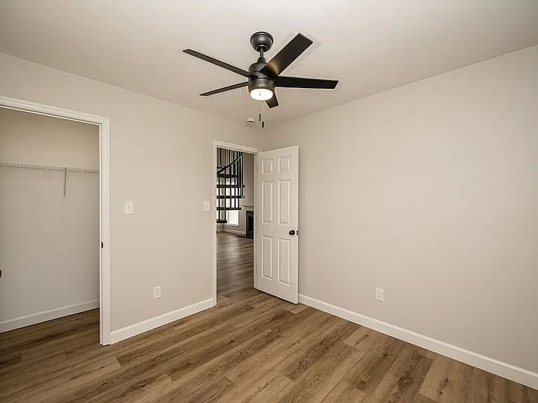 2666 Liberty Gardens Dr — Photo 8