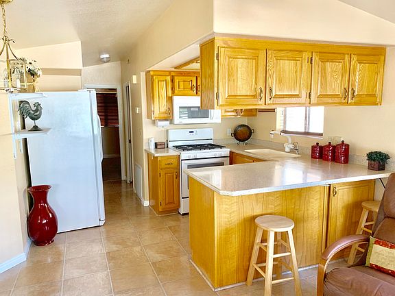3rd image of 840 N Twin Lakes Dr Unit 203