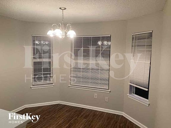 4th image of 226 Bonnes Dr