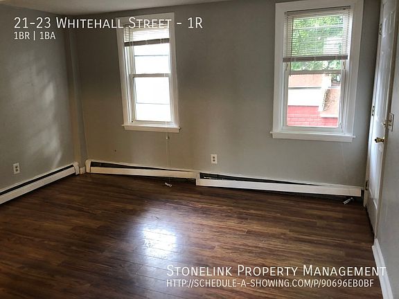 2nd image of 21-23 Whitehall St #1R