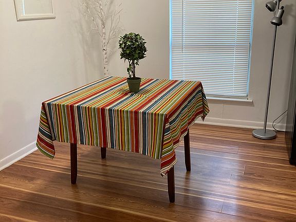 Dining nook
