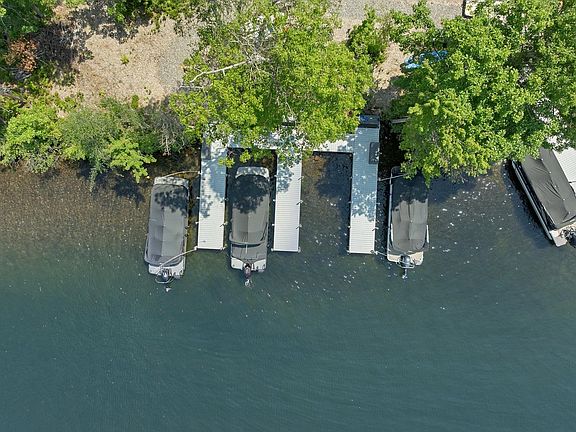 4th image of 56 Sun Lake Drive