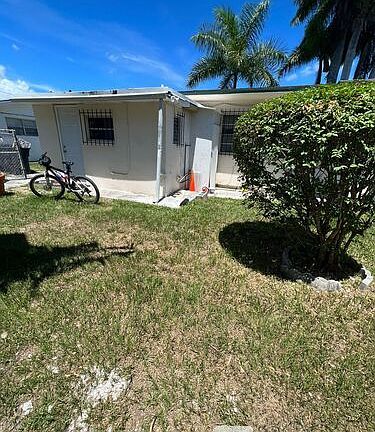 3rd image of 1560 NE 125th St #1