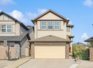 42 W Chaparral Valley Pl SE, Calgary, AB T2X0M1