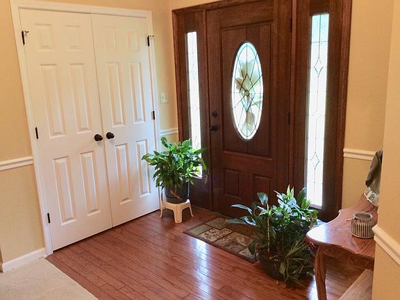 2nd image of 502 Cumberland Pl