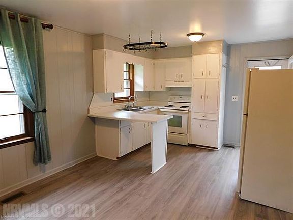 5th image of 5801 William Dr