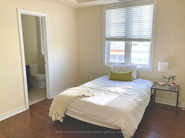 2338 Taunton Rd #310 — Photo 8