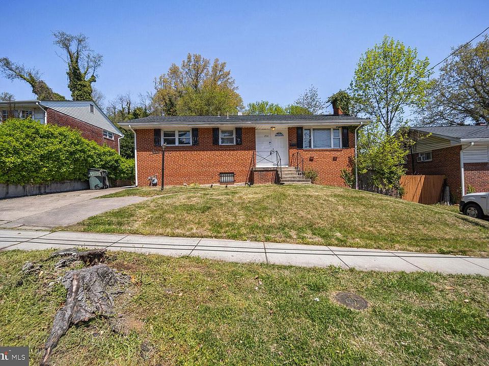 1st image of 2541 Fairhill Dr