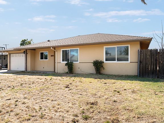 3rd image of 3827 Lankershim Way