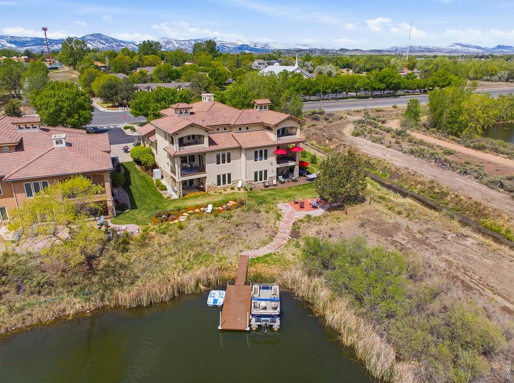 404 Split Rock Dr