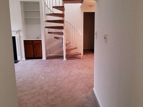 2nd image of 6072 Essex House Sq #B