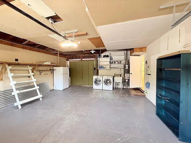 226 Getchell St — Photo 24