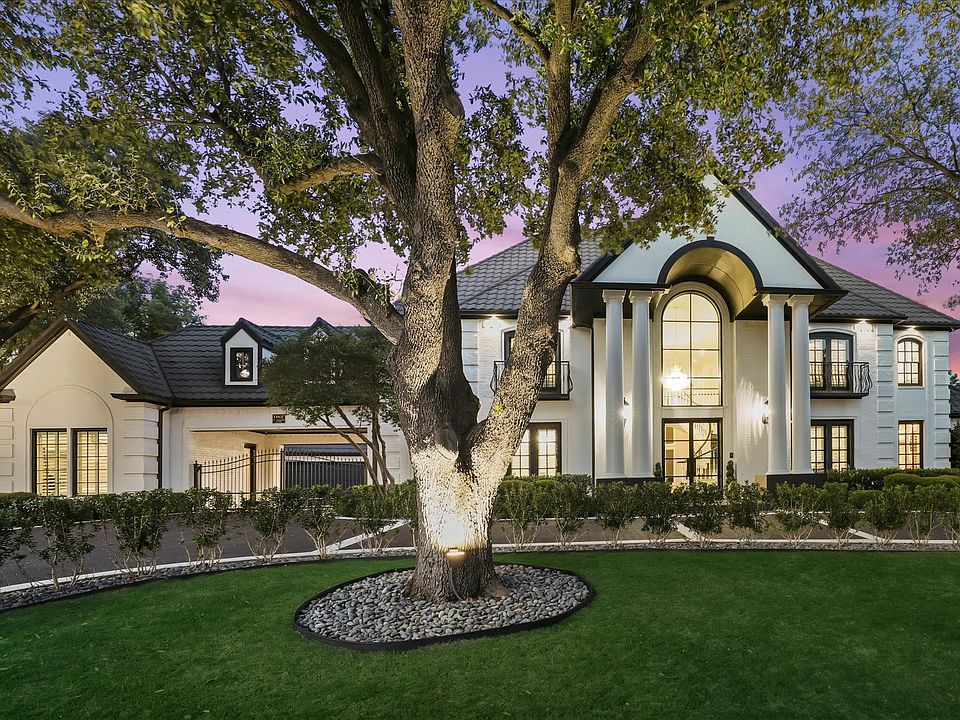 1st image of 1 Saint Andrews Ct