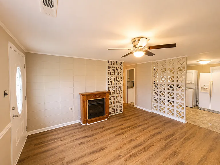 6228 Watkins Rd — Photo 4