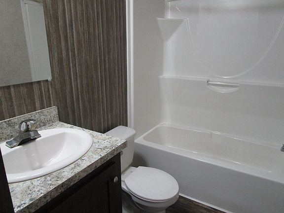 4th image of 2200 Harper St Lot C34