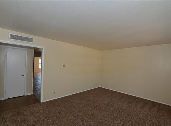 5th image of 6032 Palo Alto Ave