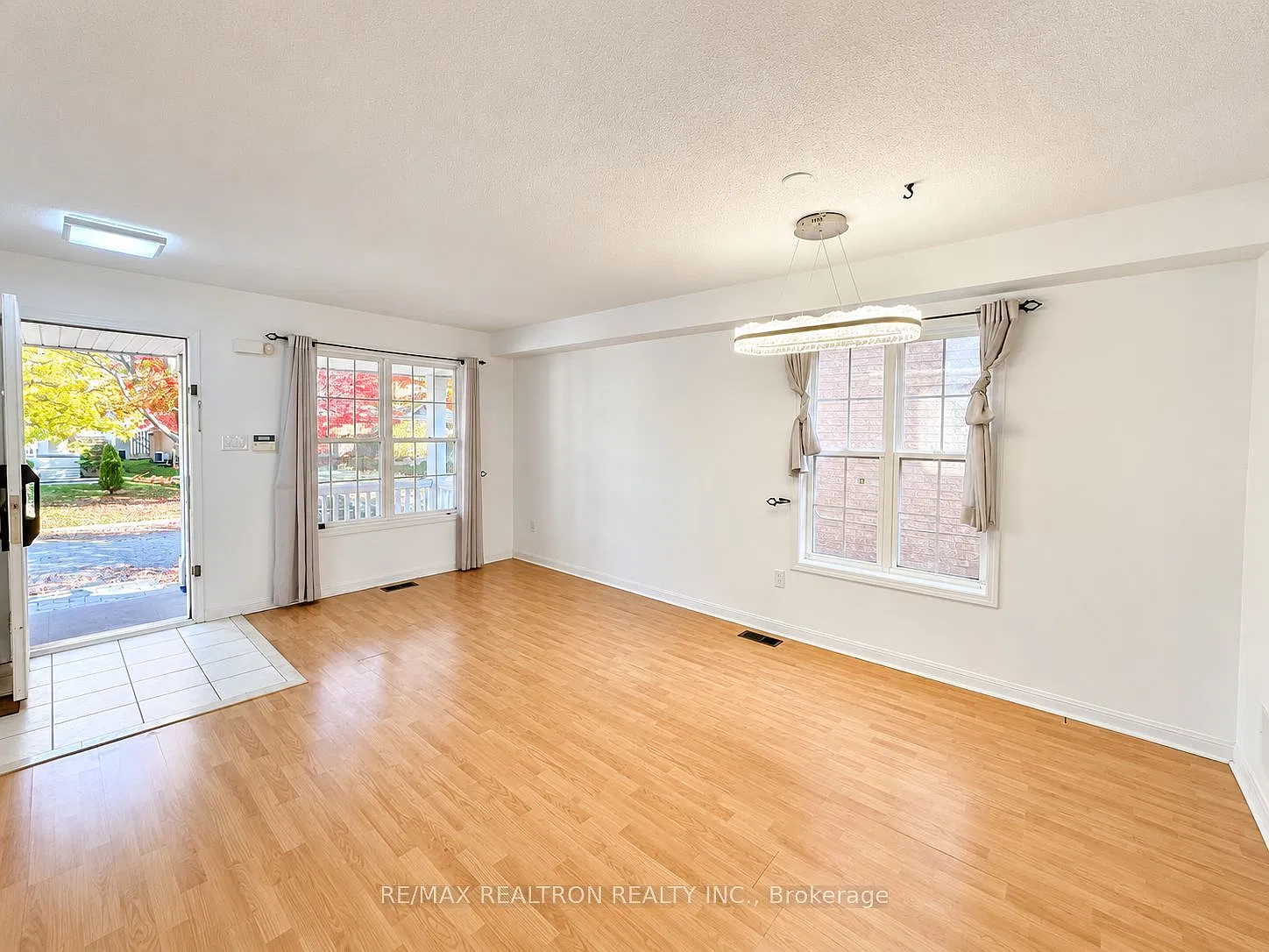 5 bed, $3,500 — Photo 3