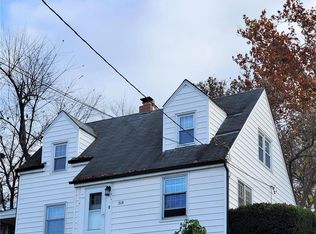 208 Ruggles Rd, Saint Louis, MO 63135