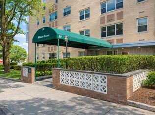 30 Lake St APT 2I, White Plains, NY 10603